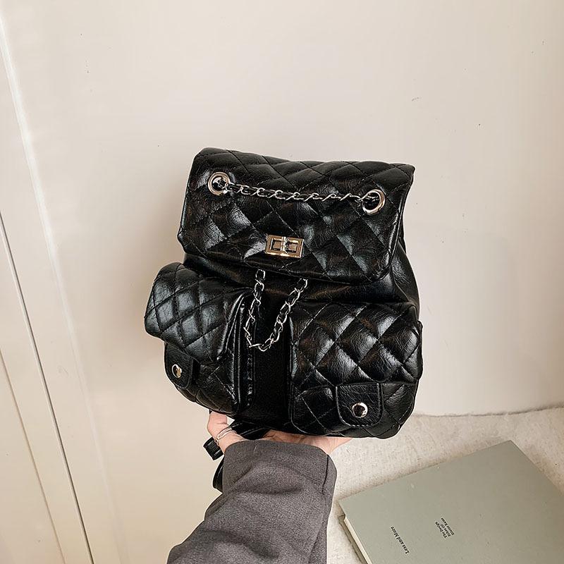 Backpack Women's Backpack Women's New Fashion Design Sense Travel Lightweight Chain School Bag