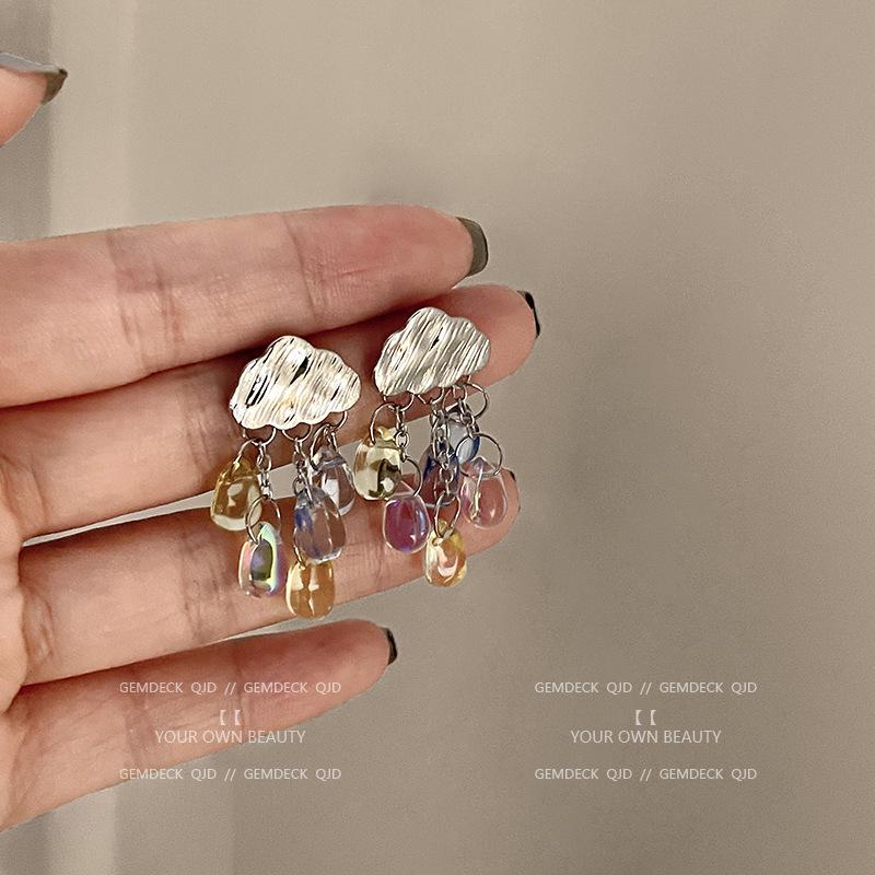 French Retro Zircon Pearl Stud Earrings - Elegant, Versatile Light Luxury Design for Women