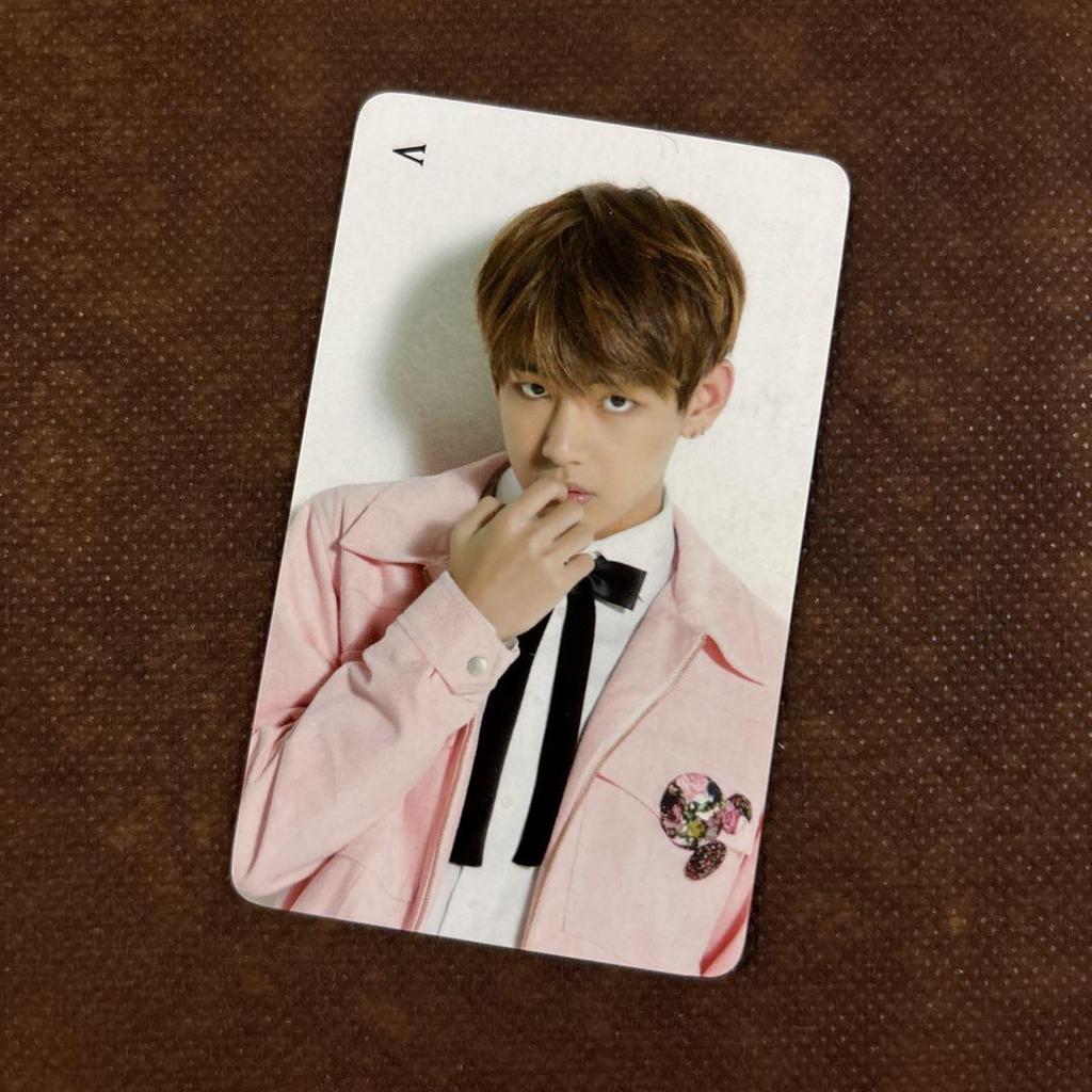 [USED] BTS I NEED U Venue-Exclusive Calendar Trading Card V-Taehyung