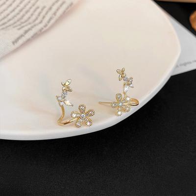 Butterfly Flower Temperament Earrings for Women In Summer New Trendy Light Luxury Niche Design High-end