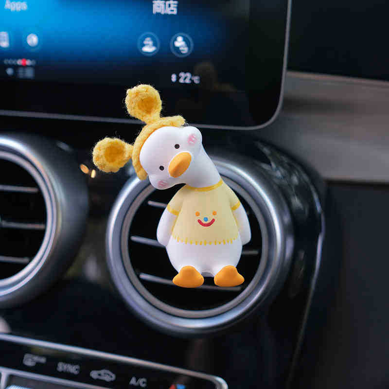 Car Accessories Internet Celebrity Duck Car Aromatherapy Perfume Car Console Decoration Supplies Girls