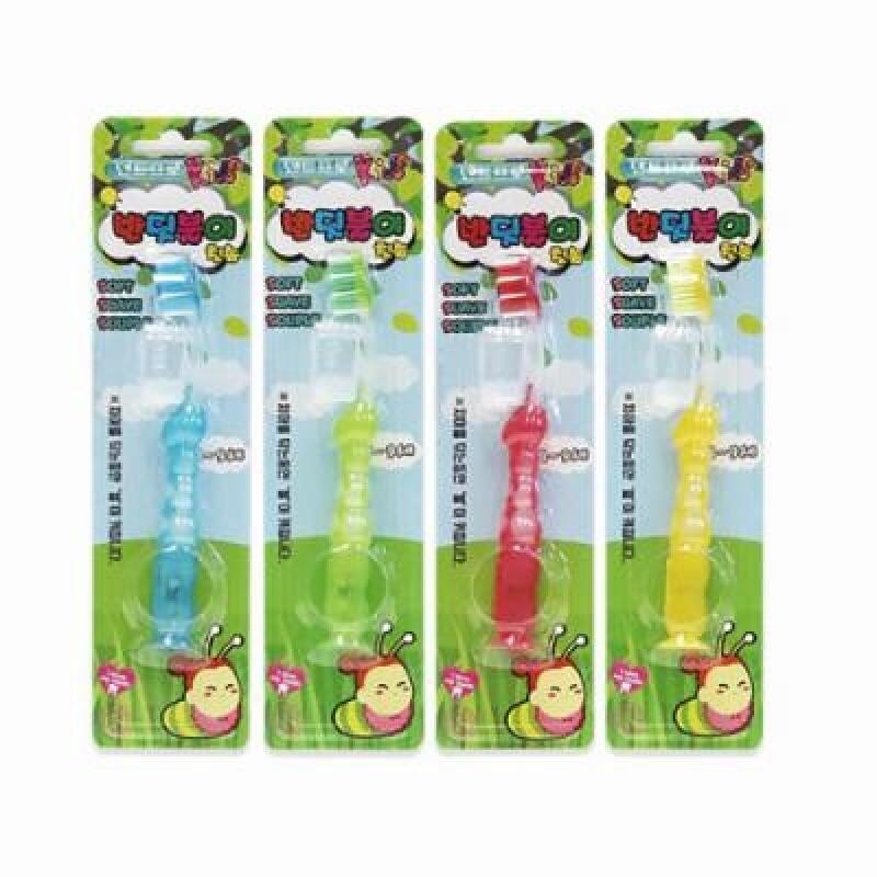 Spanish-made light toothbrush for children ages 4-9, firefly design 1030