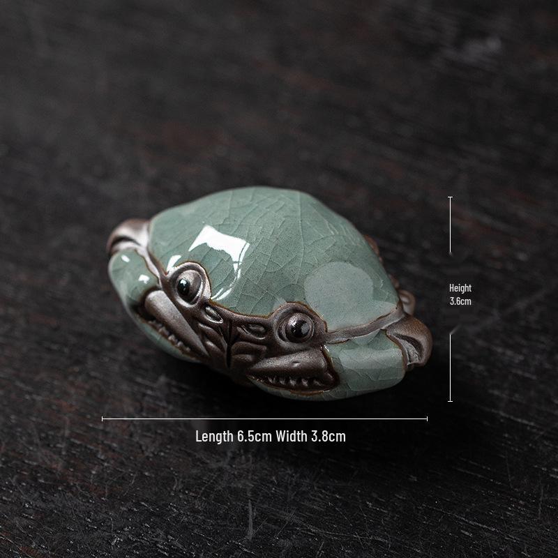 Creative Ge Kiln Crackle Tea Pet: Tea Worm and Crab Ornament Accessory for Gongfu Tea Ceremony.