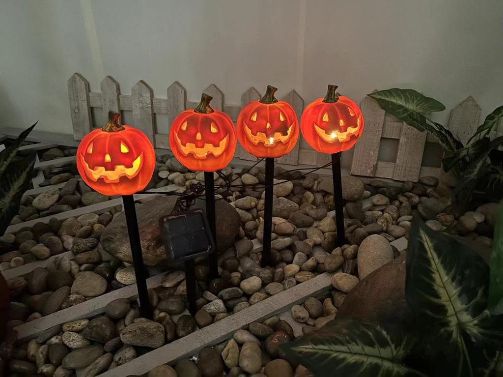 Halloween Pumpkin Candle Pathway Solar Lights Crow Yard Stake Lamp for Garden Yard Lawn Pathway Home Party Decoration Waterproof