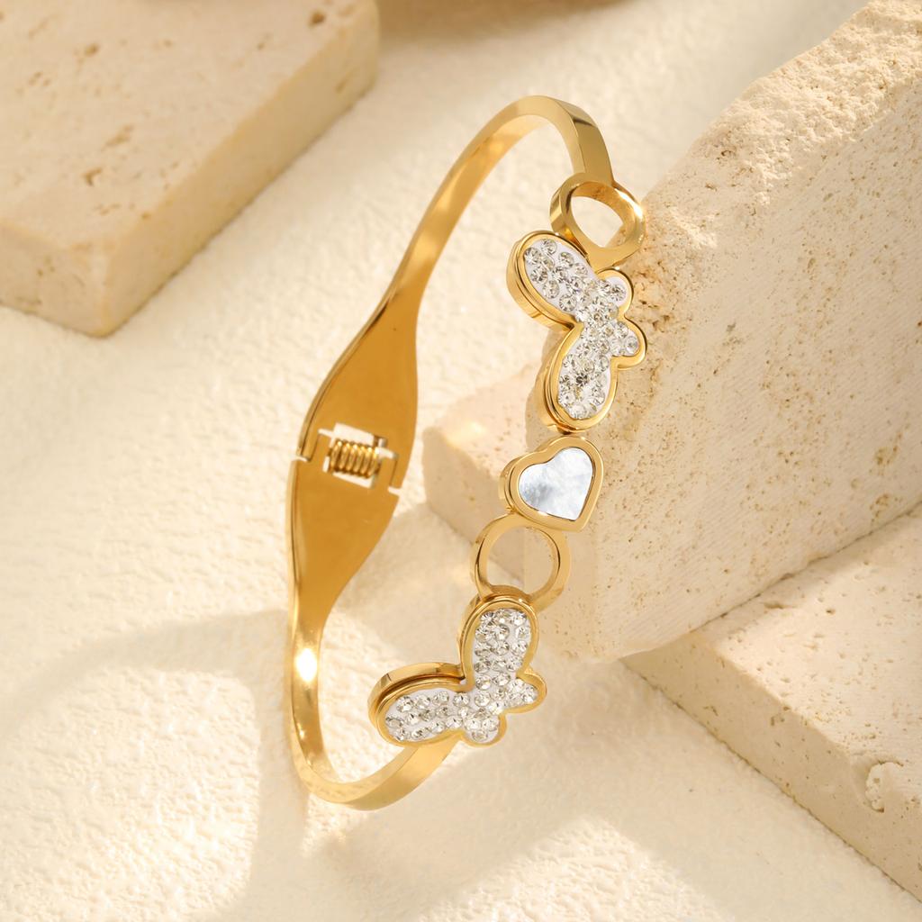 Luxuriöses Schmetterlingsarmband Schmuck aus Edelstahl Funkelnde Strasssteine Armreifen Trendiges Armband in Goldfarbe Für Damen Geschenk für Mama