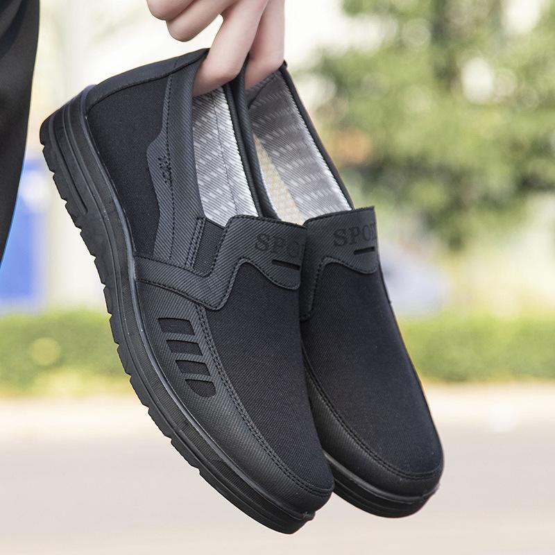 2025 ****** and autumn comfortable old ******* cloth shoes men's s**t-soled light work shoes one pedal middle-aged walking shoes dad shoes
