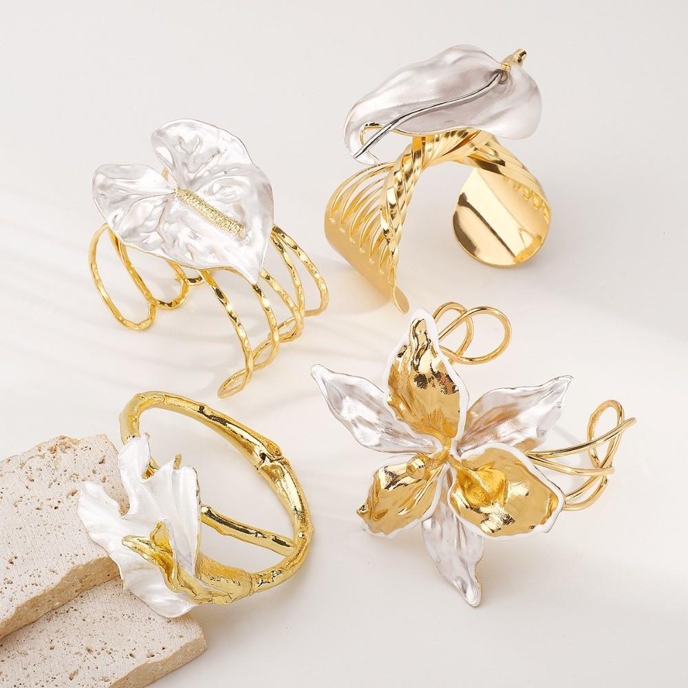 Bohemian Iris Flower Armband Leaf Arm Bangle Personalized 3D Flower Metal Bracelet Girls