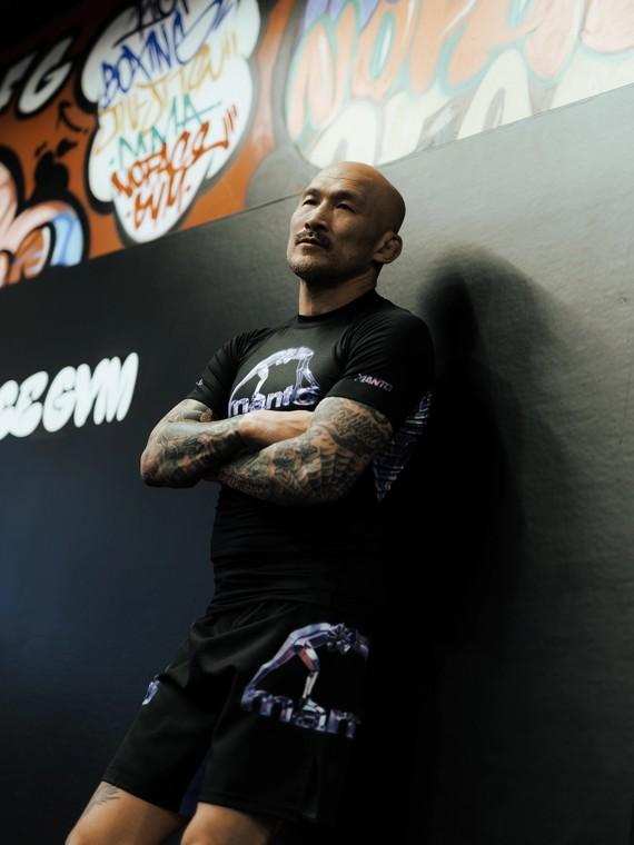 MANTO MIRAGE MMA Shorts Schwarz XL