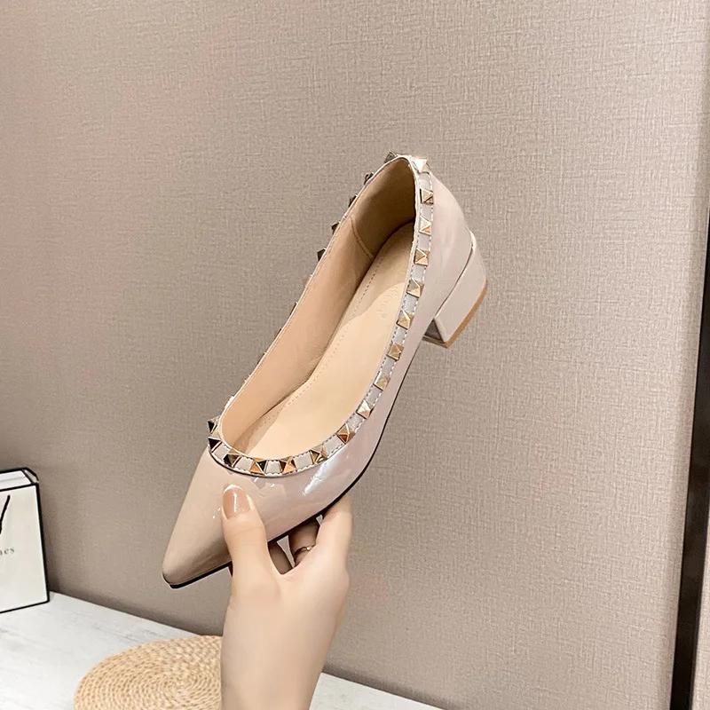 Designer Women Shoes Fashion Rivet Pumps Girl Street Beautiful High Heels Shoes Pointed Toe Dress Shoes