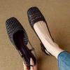 Franse Platte Damessandalen Zomer Nieuw Mesh Gat Kantoor Carrière Schoenen Holle Gespriem Romeinse Midden Dikke Hak Sandalias