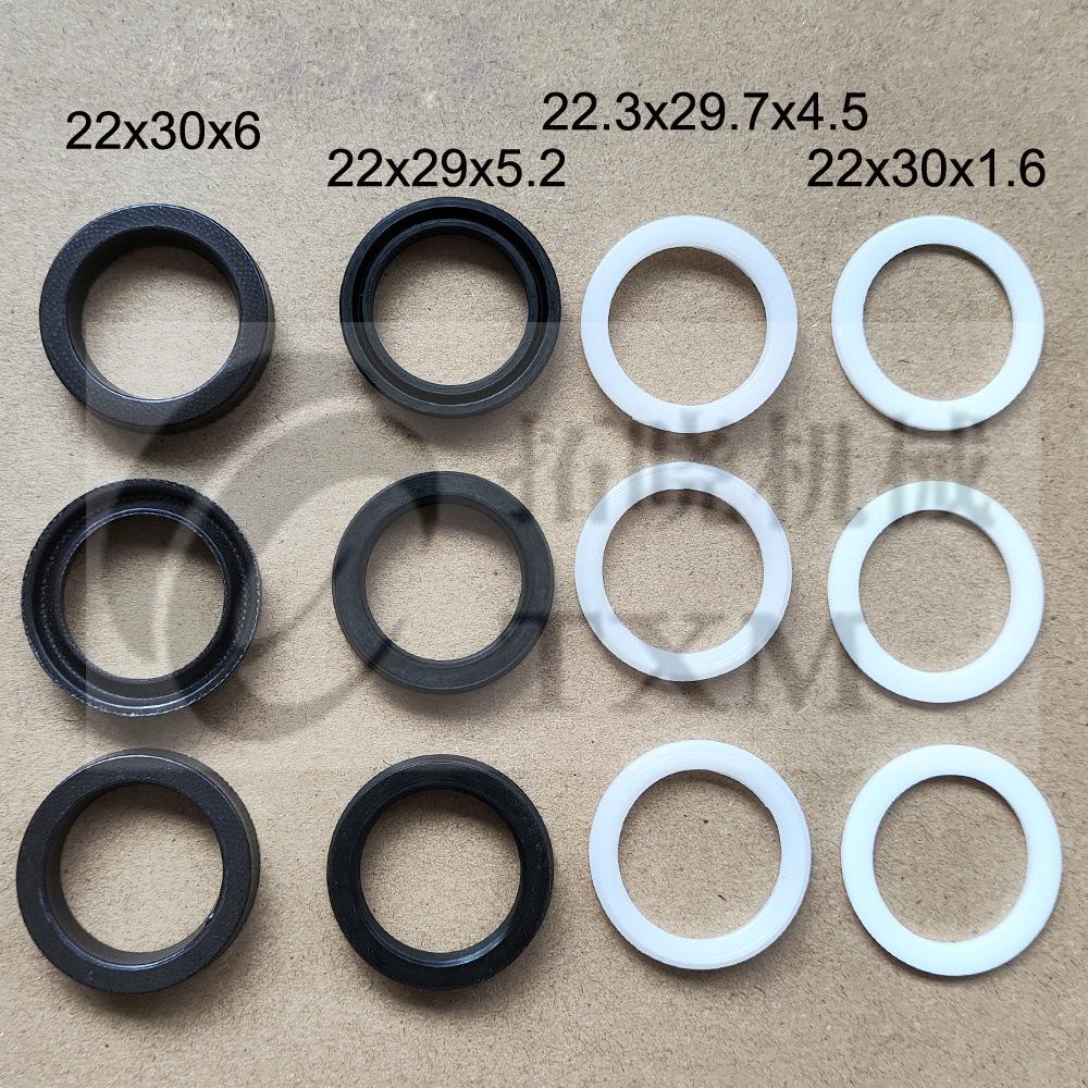 Kit di sigillatura e riparazione per idropulitrice ad altissima pressione: Testa Pompa, Morsetto, Panno, Stantuffo in Gomma e Paraolio