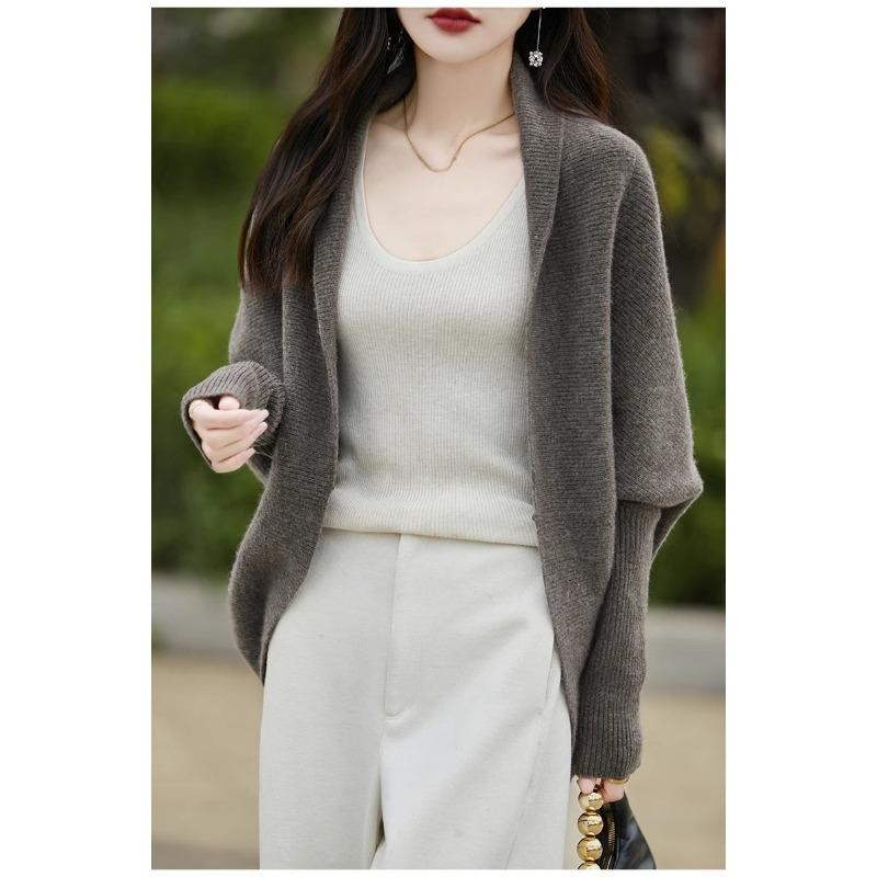 Knitted Shawl Loose Bat Sleeve Sweater Women's Solid Color Knitted Cardigan New Fashion Commuting Harajuku Style Autumn and Winter