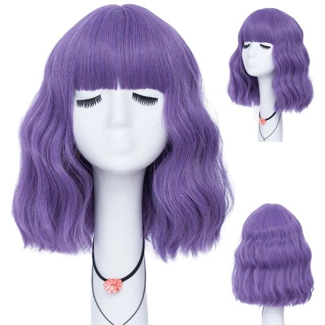 Kurze lockige blaue Bobo-Synthetik-Cosplay-Perücken für Frauen, Orange, Rot, Grün, natürliches hitzebeständiges Haar mit Pony für Mädchen