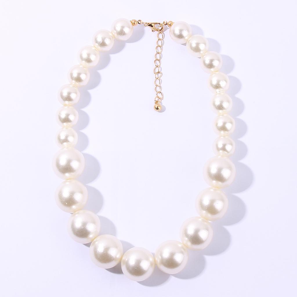 Popular women's fashion exaggerated large imitation pearl necklace bracelet earrings set personalized jewelry set