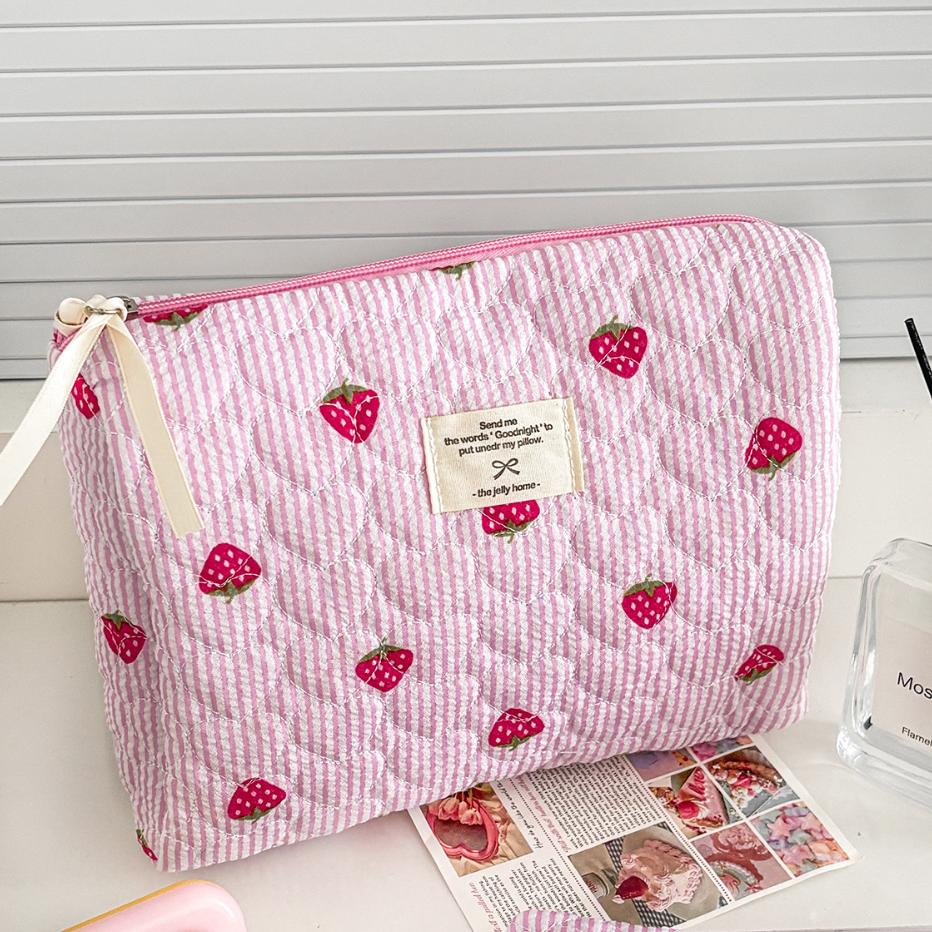Quilted Cotton Ladies Travel Storage Bag Retro Cherry Women's Cosmetic Bags Cute Design Girls Pencil Case Makeup Bag Handbags