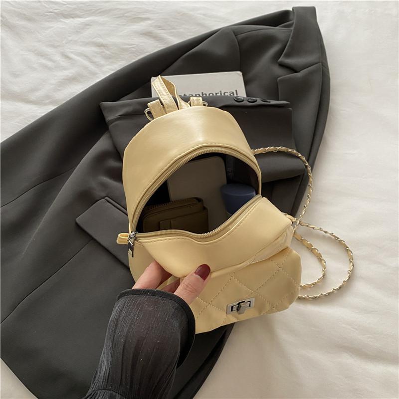 Travel Bag, Fashionable Diamond-shaped Chain Bag, Fashionable Small Backpack Simple Handbag