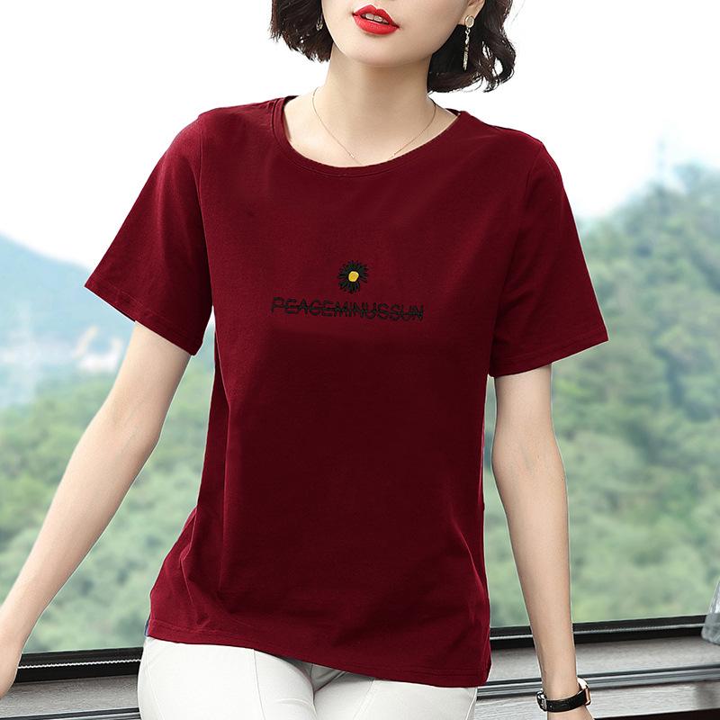 

Женская футболка с коротким рукавом из чистого хлопка с вышивкой «Маргаритки» — Омолаживающий топ свободного кроя для мам 3XL красный