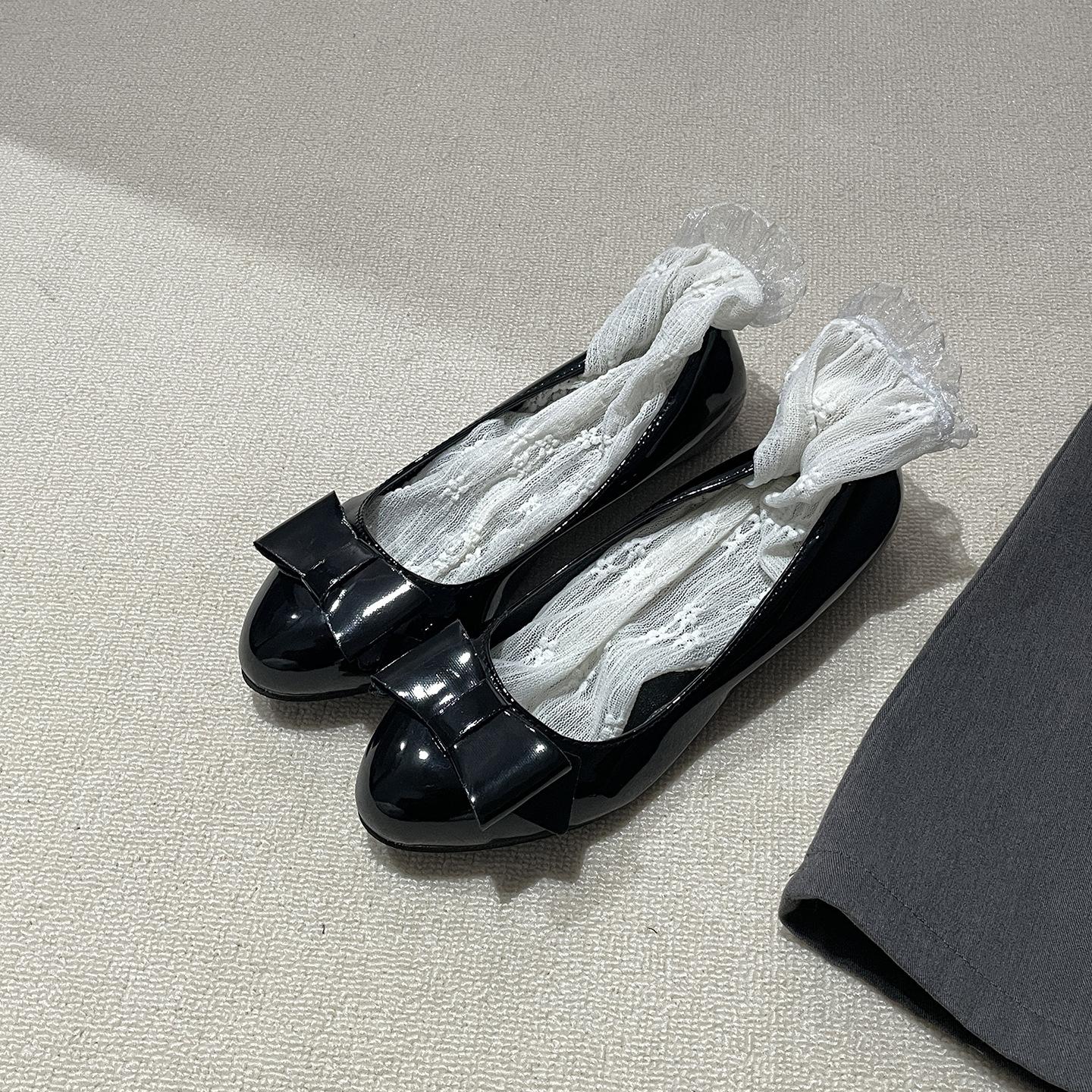 

French retro pointed flat bottom shallow mouth inner height increase single shoes women s summer 2025 new with skirt soft sole Mary Jane shoes 40 чорний