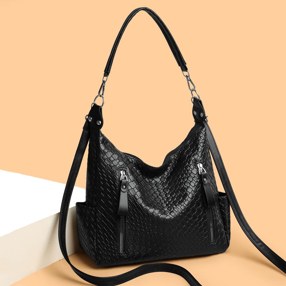 Versatile Crossbody Bag, Stylish Tote Bag, Large Capacity Handbag for Commuting