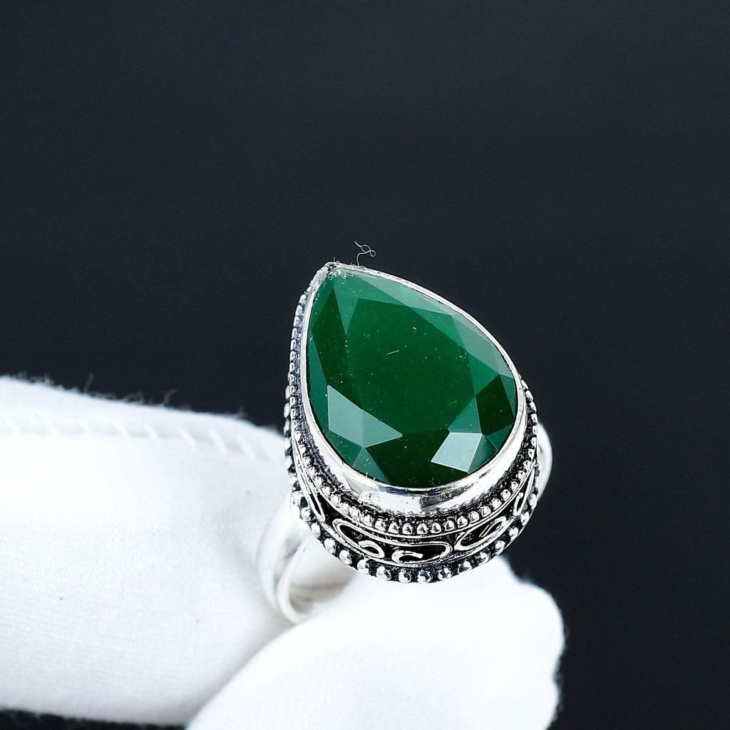 Smaragd edelsteen ring, 925 sterling zilveren sieraad, handgemaakte ring, opvallende zilveren smaragd ring, verjaardagscadeau voor Valentijnsdag