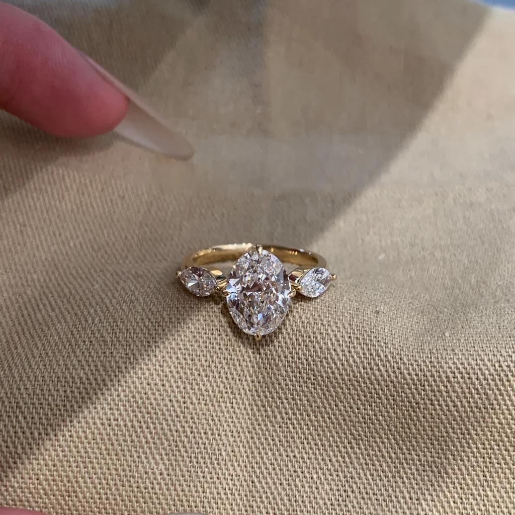 2026 Marquise Diamond Pigeon Egg Ring High-end Niche Design Light Luxury Layered Ring Gold High-carbon Diamond Ring for Women