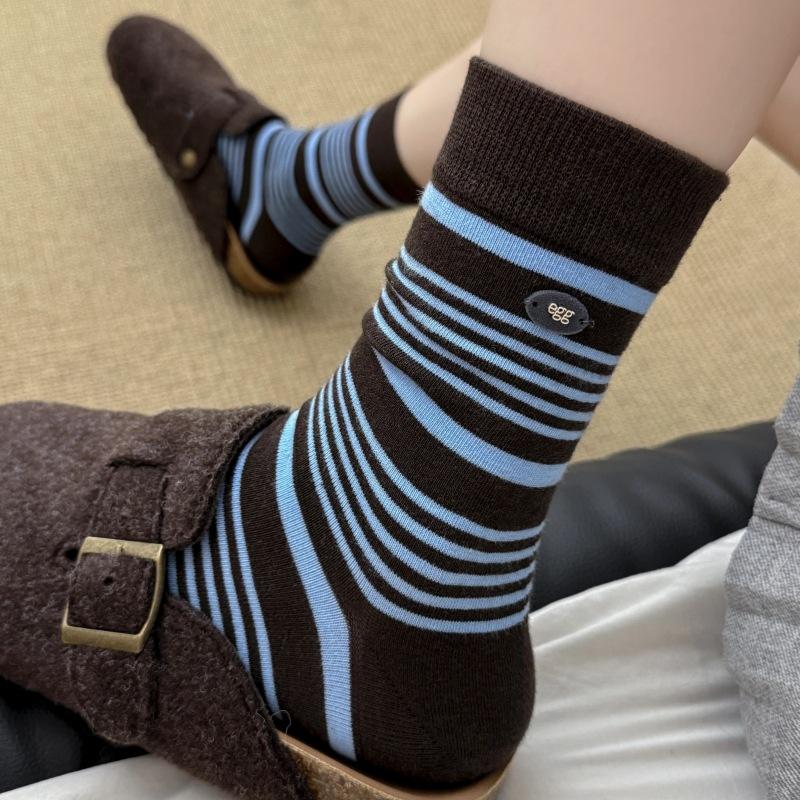 Ladies Spring and Autumn Retro Color Striped Flocking Button Boneless Tube Pile Socks