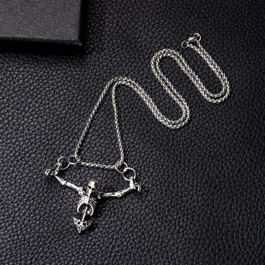 Vintage Metal Skull Pendant Necklace for Women Men Creative Horror Skeleton Punk Gothic Cross Choker Hip Hop Halloween Jewelry