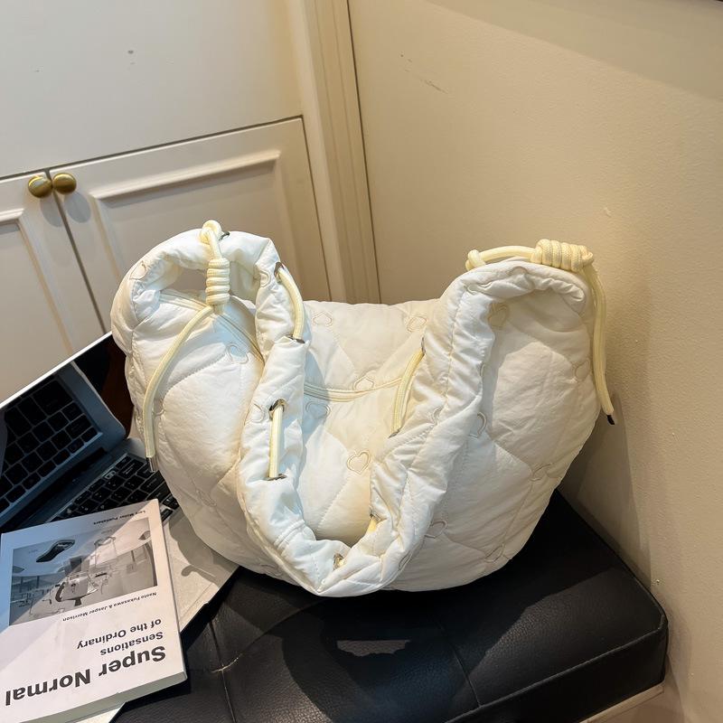 

Women s Crossbody Cotton-Padded Embroidered Jacket-Style Bag: Large-Capacity, Versatile, Pleated, One-Shoulder, Casual Korean Fashion. білий