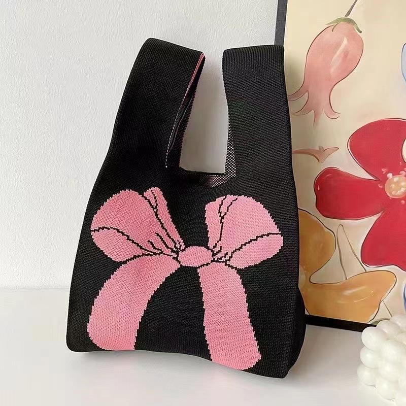 Knitted bag Girls vest bag Small square bag New knitted bag Hand bag Knitted bag Oblique span