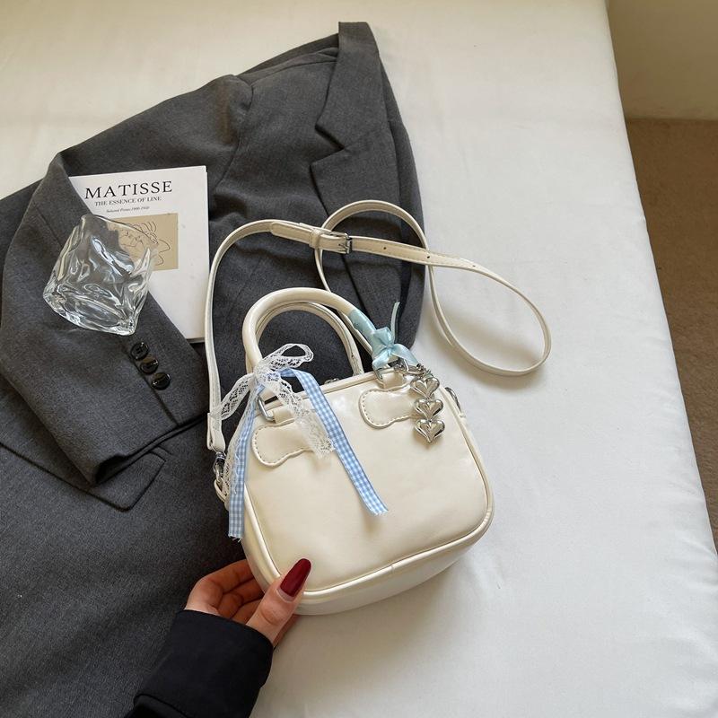 Korea Fashion Portable Bowling Bag Women's 2025 New Simple Versatile Pillow Bag One Shoulder Crossbody Small Square Bag