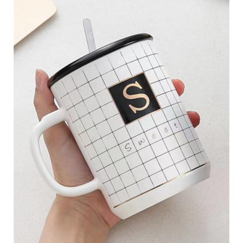 

Creative Checkered Ceramic Cup with Lid Spoon for Office and Home Use Afternoon Tea Coffee Milk Mug Souvenir 401-500ml