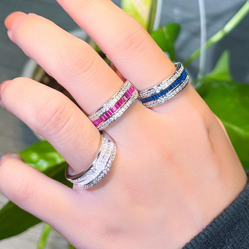 Zarter Voll-Diamantring Platinplattiert Mit Zir*****Pening Einreihiger Quadratischer Diamantring Schmuck