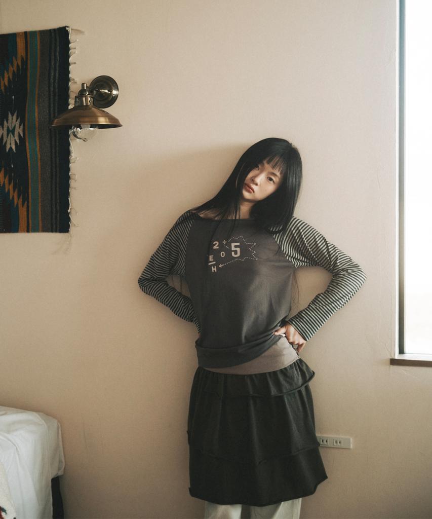 Ohesio Diagram One-Shoulder T-Shirt, Charcoal