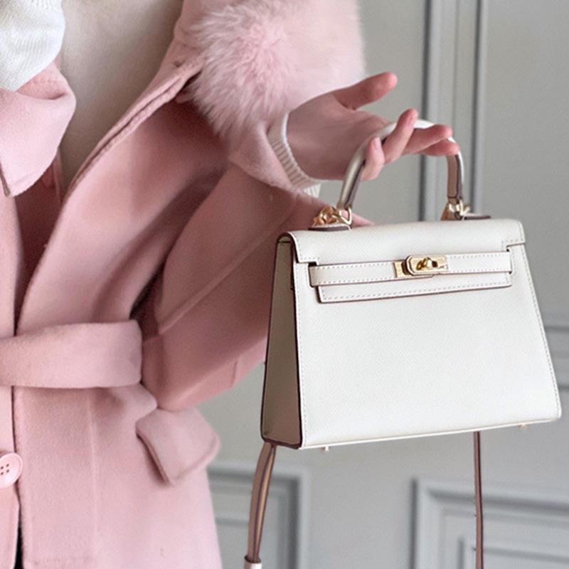 Kelly Second Gen Women's Crossbody & Handbag – Chic, Versatile, Fashionable for Commute & Trendy Outings