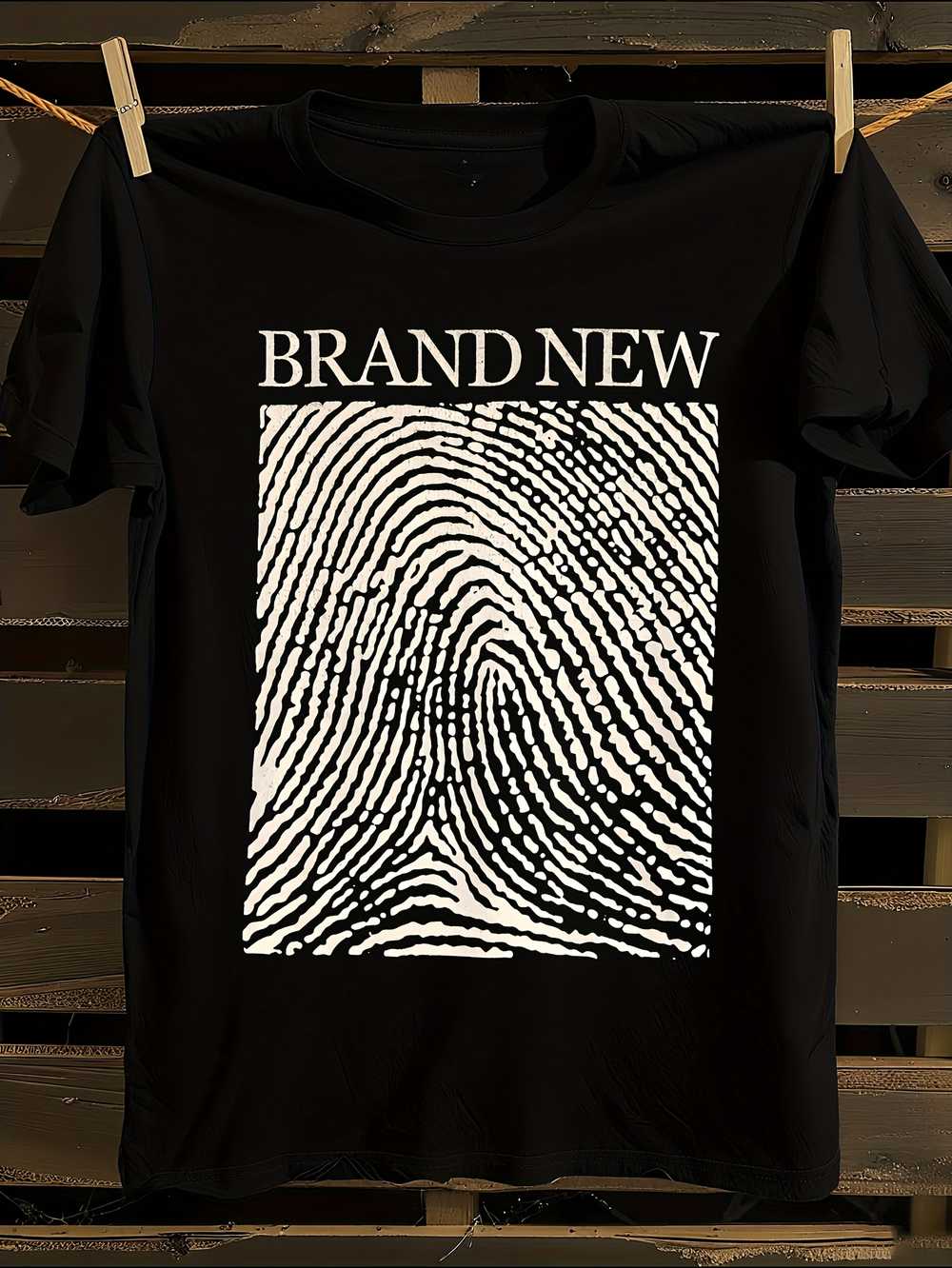 

Vintage Brand New Fingerprint & Logo Rock Band T-Shirt Mens Tshirt Womens Tshirts with Letters Print Short Sleeves T-Shirt Casual Street Tee Shirt Top M