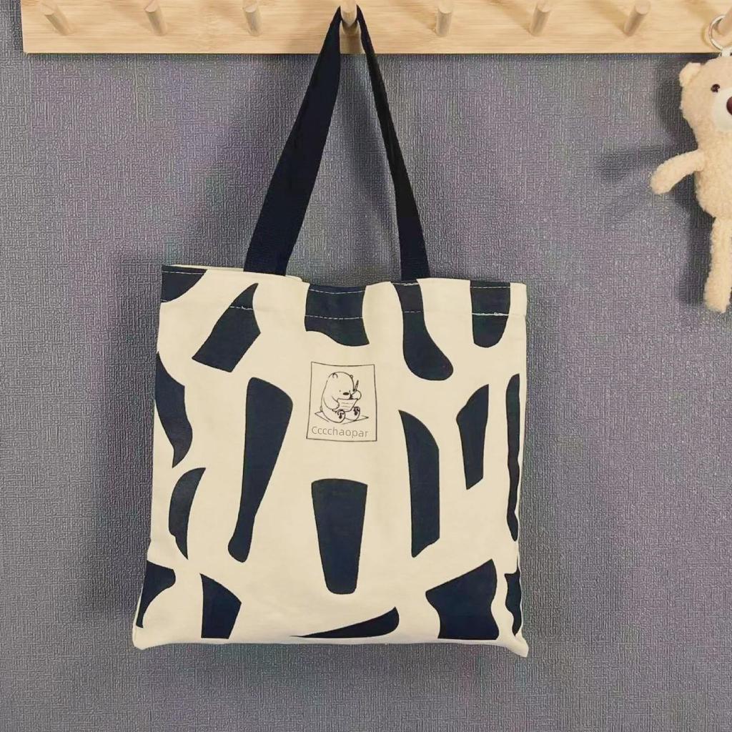 Large Capacity Retro Canvas Shoulder Bag - Japanese Literary Style Handbag for Female Students
