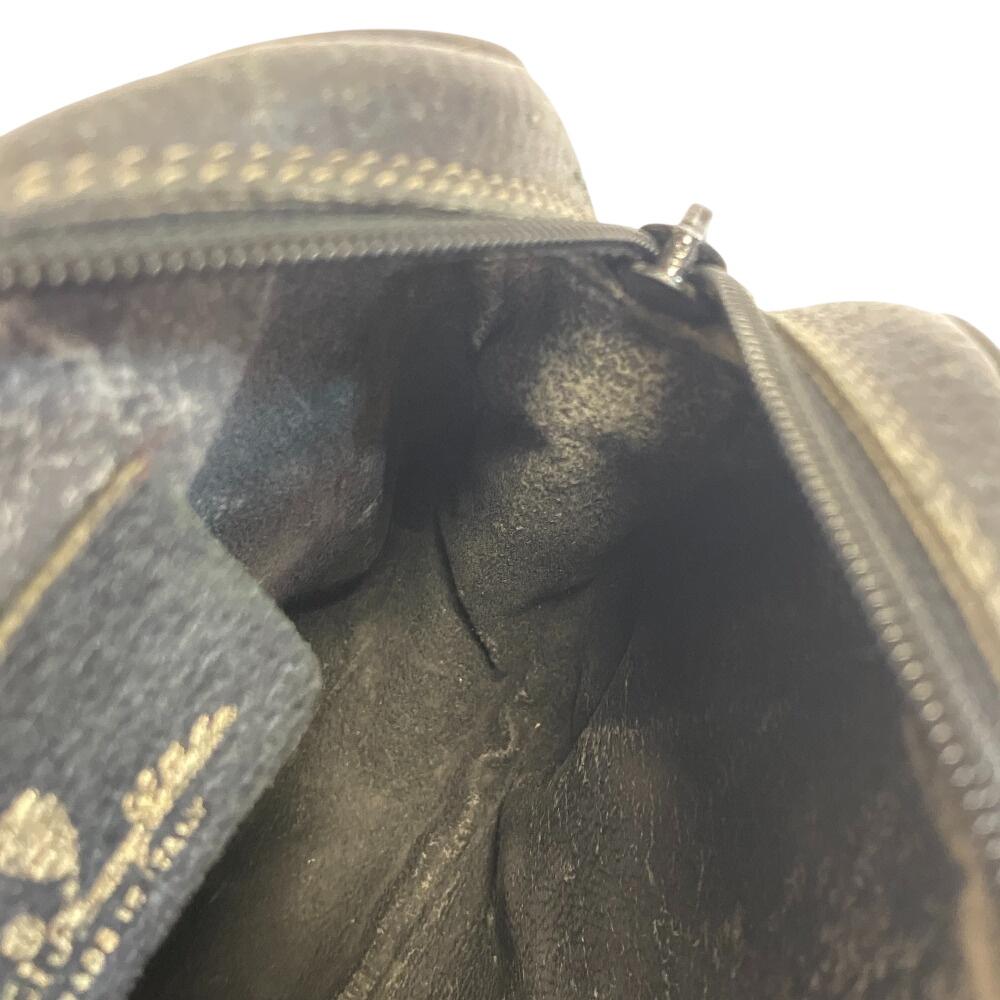 GUCCI 066 Old Gucci pochette Shelly line GG pattern leather Shoulder Bag gray leather Women Used