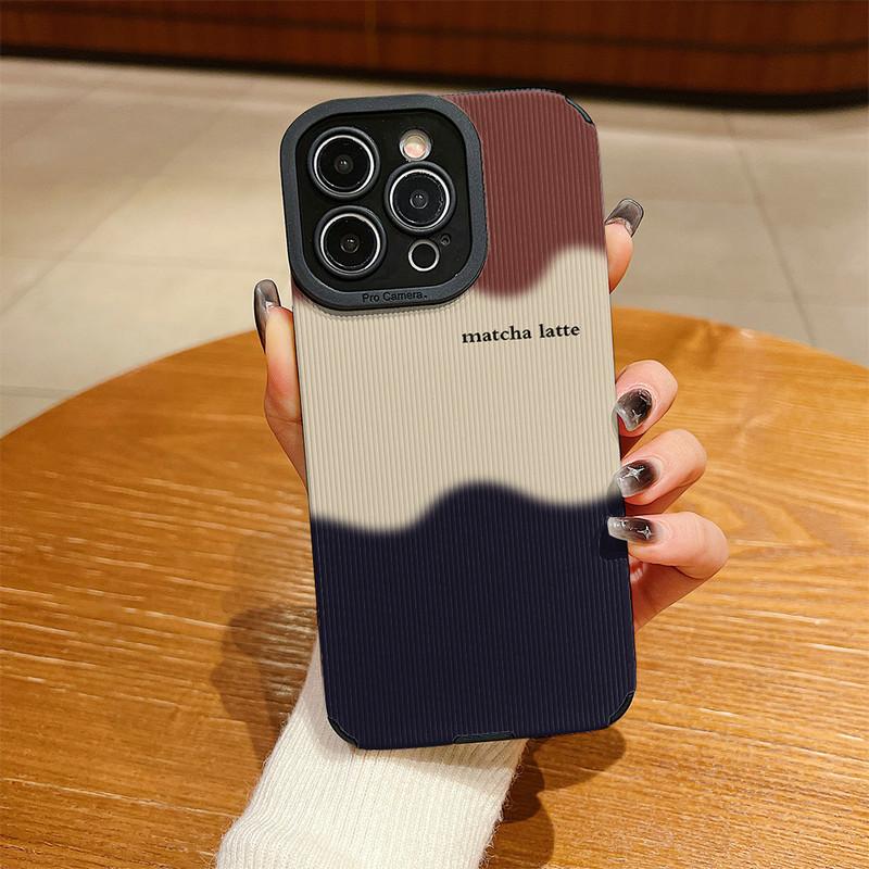 Vertikal genarbtes Lederhülle Liebes-Druckmuster Stoßfestes Weiches Silikon-Case mit Kameraobjektiv Vollschutz für iPhone