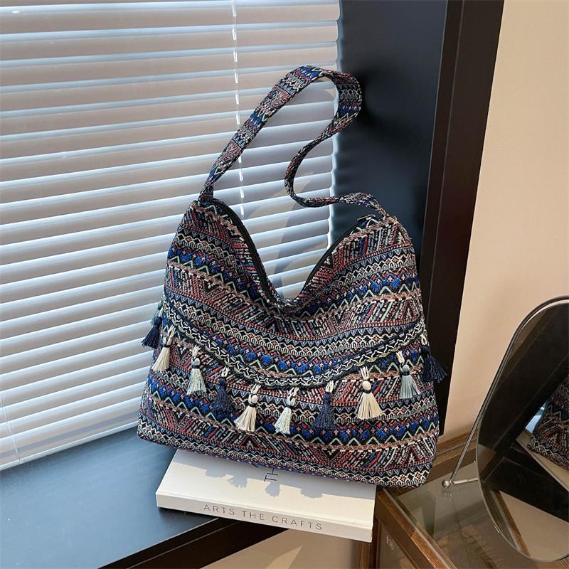 Vintage Women's Bag Tassel Ethnic Handwoven Crossbody for Lady Bag Hippie Sling Shoulder Bags for Ladies Handbag
