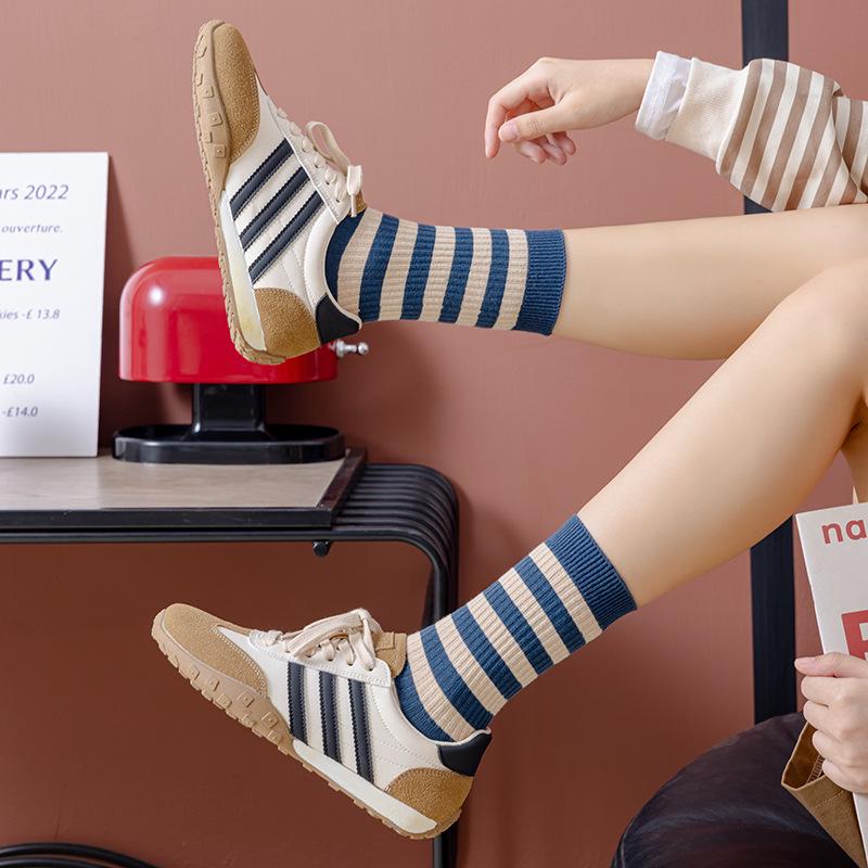Women's Retro Striped Mid-Calf Socks - Spring & Autumn Collection