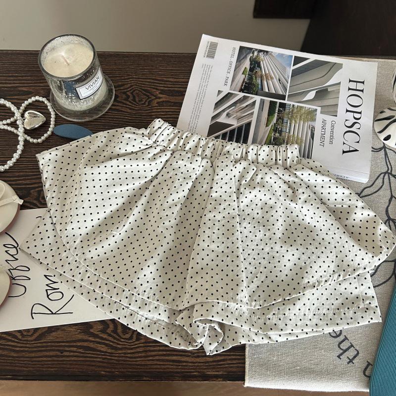 Korean-Style Kids' Summer Outfit: Lace-Trim Tank & Polka Dot Skort Set