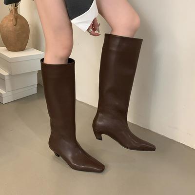 Botas retro primavera nuevas tubo ancho mujer cuero suave botas de jinete ajustadas tacón bajo pero hasta la rodilla botas