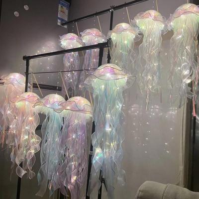 DIY Leuchtende Quallenlampe: Nachtlicht & Hängedekoration für Mädchenzimmer