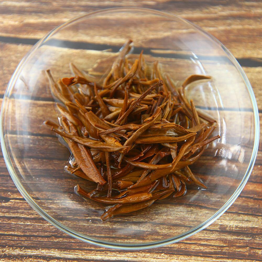 Supreme Yunnan Zwarte Thee Fengqing DianHong Gouden Knoppen Naald Dian Hong Thee 150g