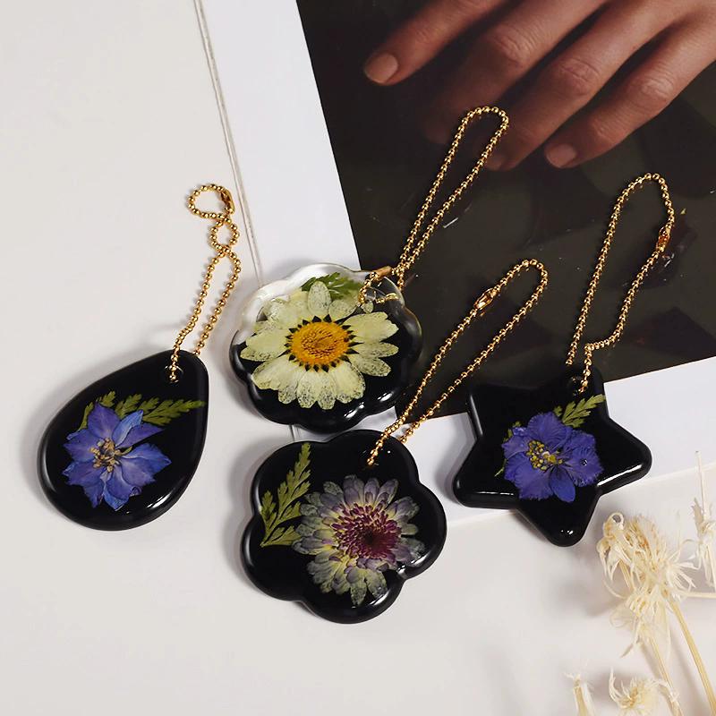 WTEMPO Creative DIY Soft Durable Silicone Mold with Hole 16 Cavities UV Resin Hanging Pendants Making Mold for Beginner Ornaments Epoxy Resin Molds