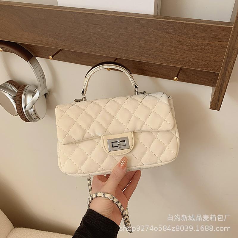 Small fresh fashion handbag women's 2025 new diamond check chain women's shoulder bag foreign style crossbody bag