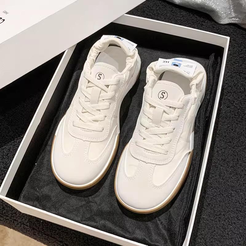 Internet Celebrity Explosion Increases Thick-soled German Training Shoes Women's 2025 Spring New Forrest Gump Shoes Flat-soled Sports and Leisure