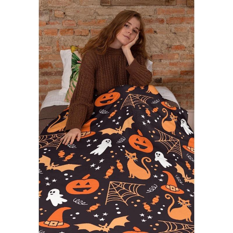 1pc Cozy Halloween Flannel Throw Blanket Pumpkin and Spider Web Design with Black Background Soft and Warm for Home Decoration