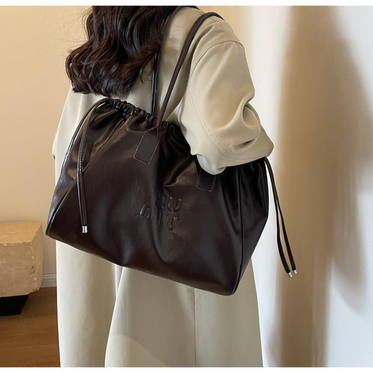 2024 New Retro Large Capacity Tote Bag Female Urban Simple Shoulder Bag
