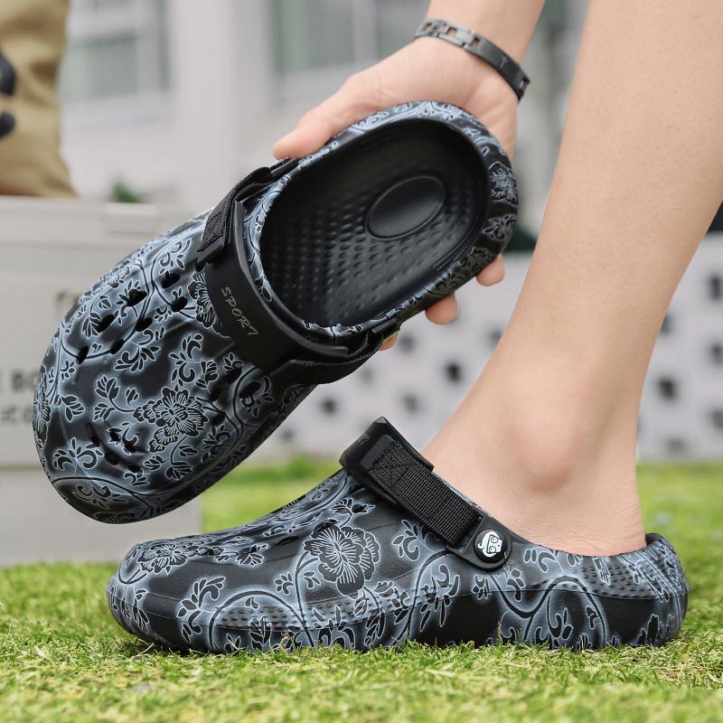 Fashion 2025 Summer Men's Sandals New Home Garden Shoes Comfortable and Lightweight Men Slippers Non-Slip Soft Bottom Flip Flop Sandals